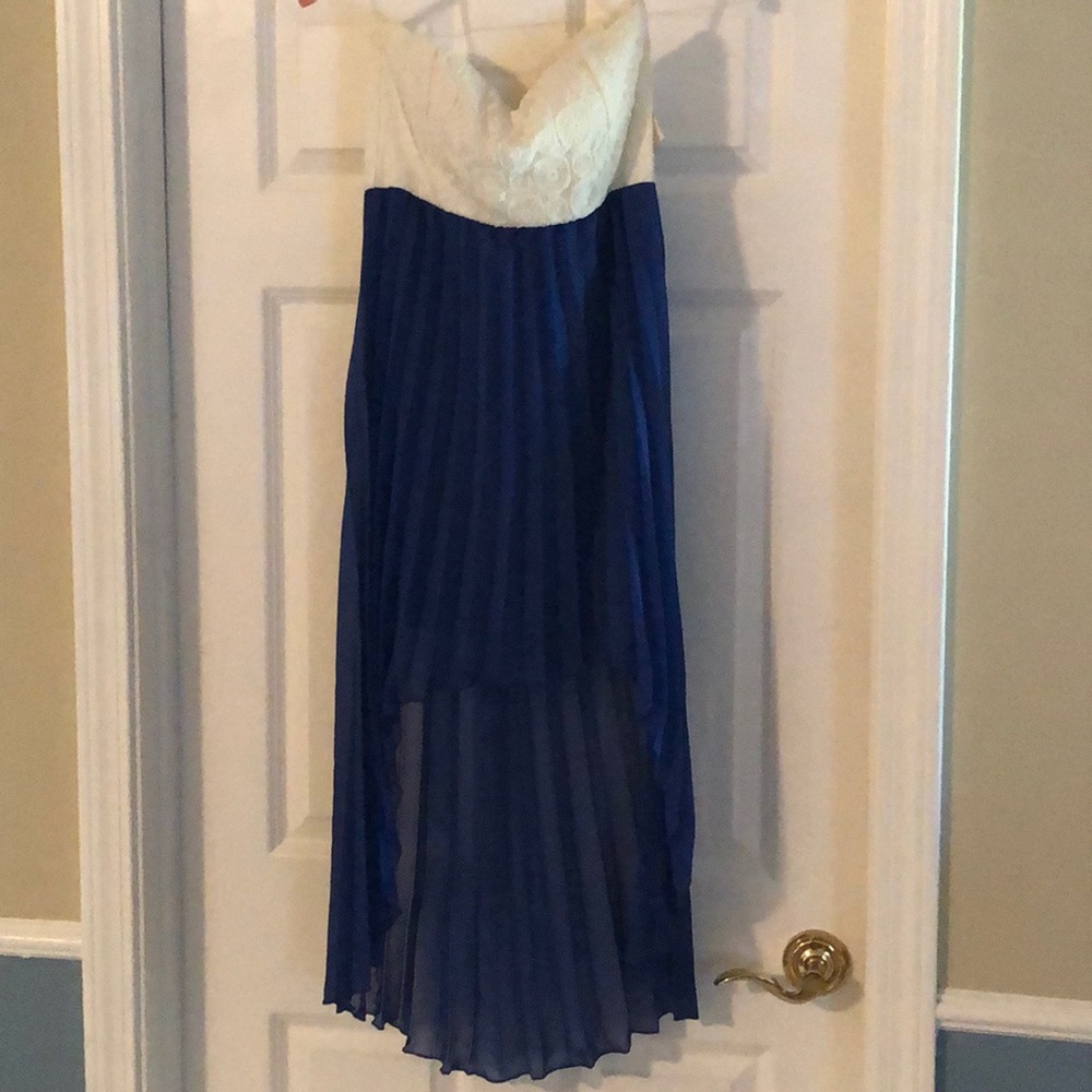 Strapless dress